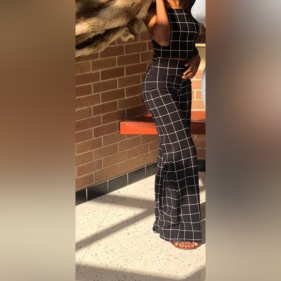 Black And white flared dress pants - Picture 6 of 6